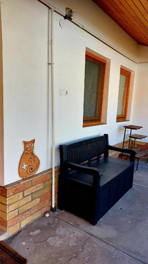Mandula Apartman Σέγκεντ Εξωτερικό φωτογραφία